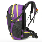 Mochila de caminhada impermeável ApexTrail com alças respiráveis
