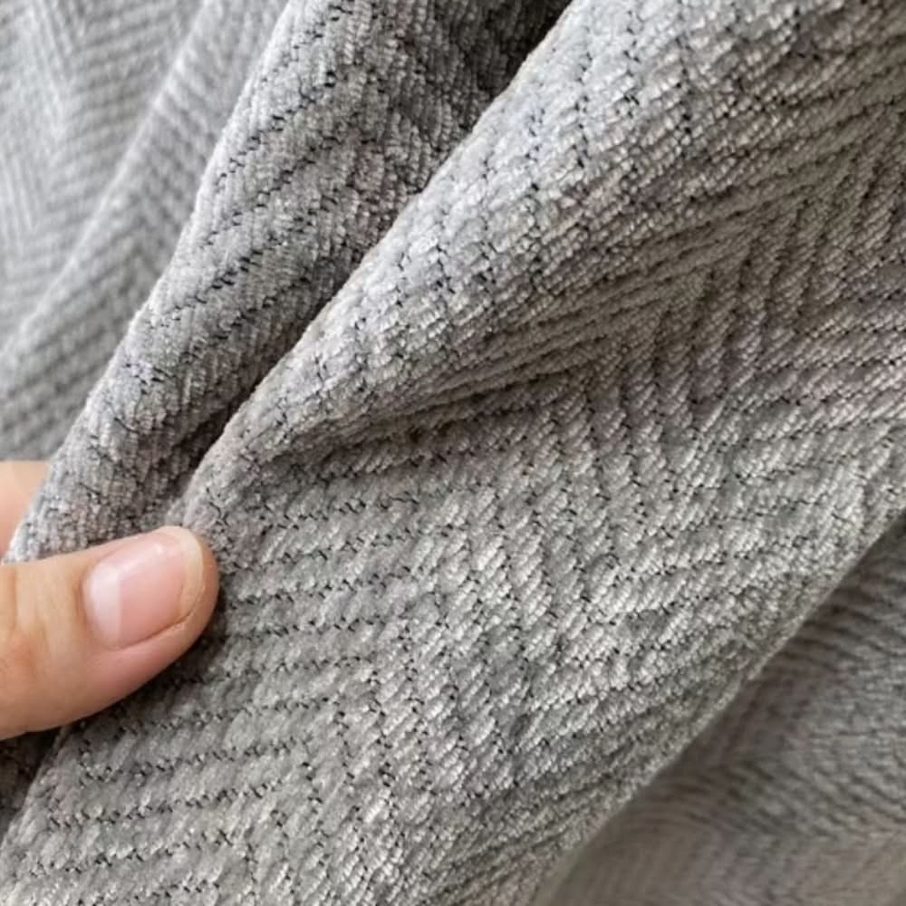 Textured Fabric for Elegant Accents - Fioriscas