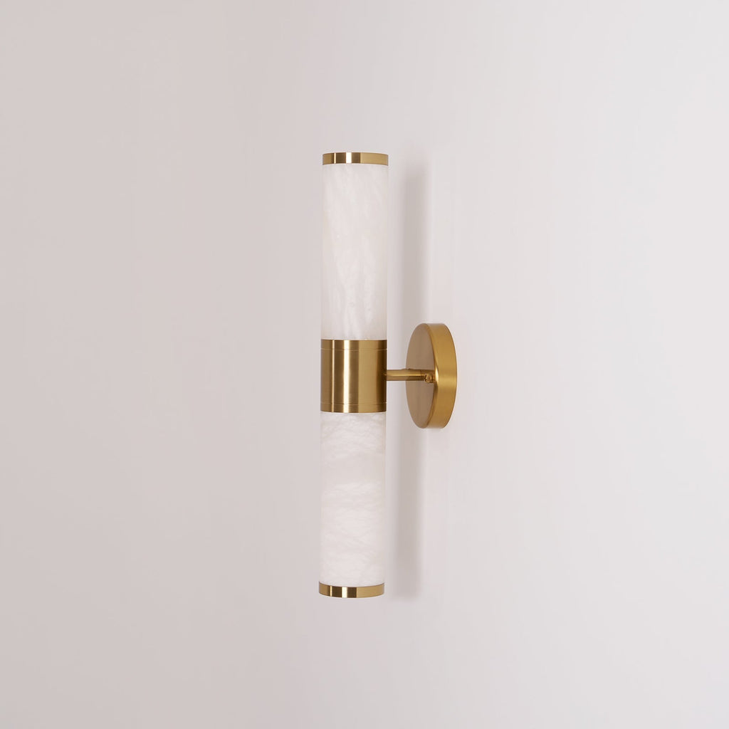 Kaia Minimalist Alabaster Wall Lamp | Fioriscas