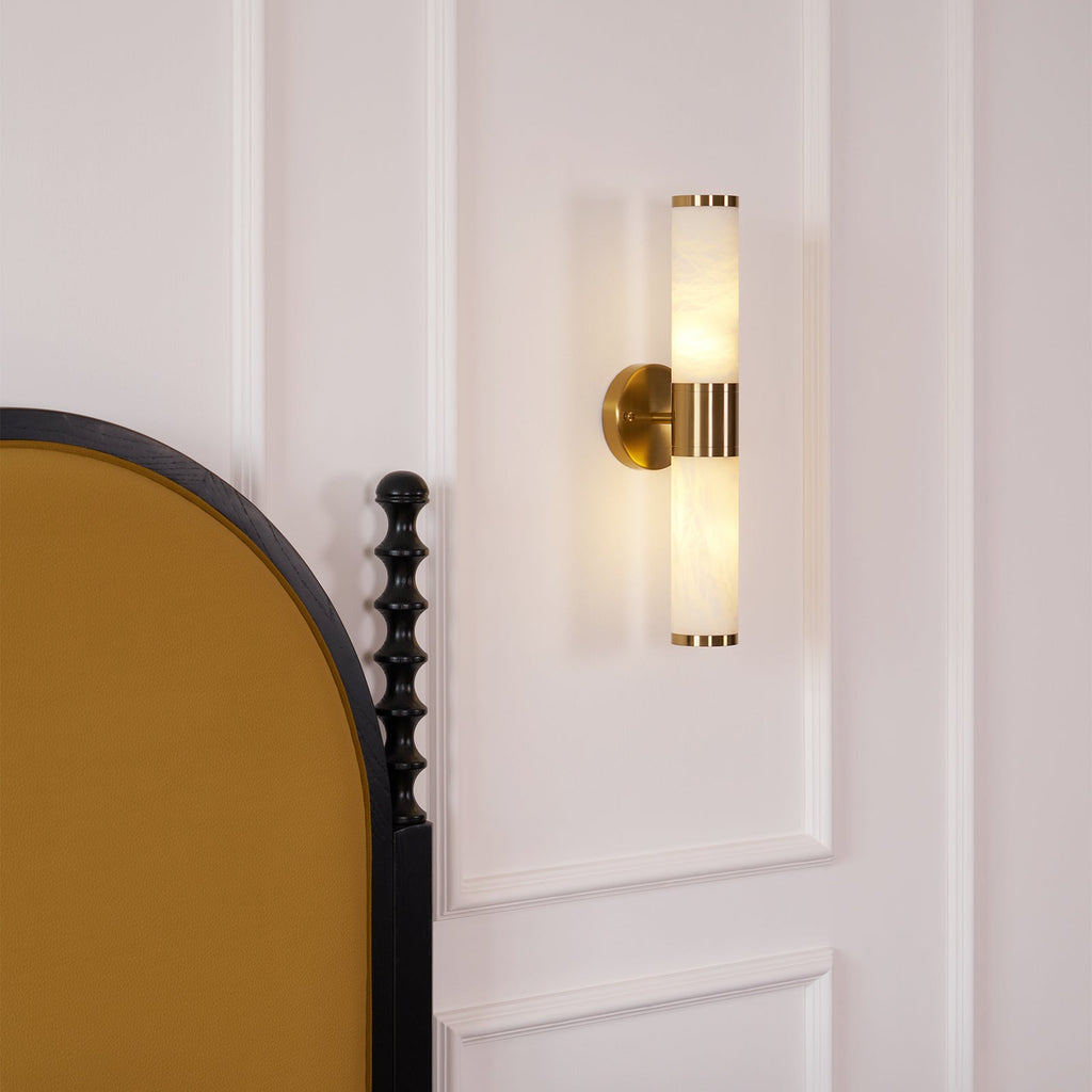 Kaia Minimalist Alabaster Wall Lamp | Fioriscas