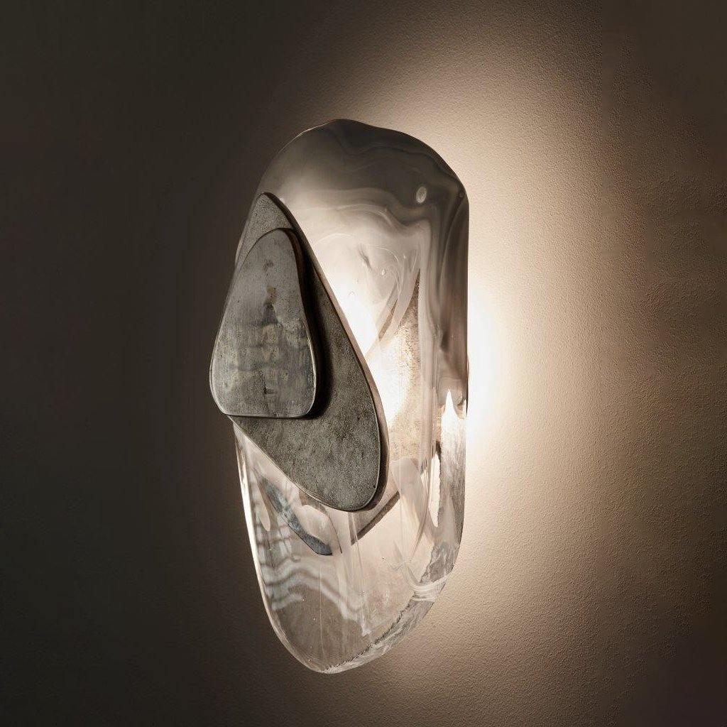 Beatrice Artistic Black Glass Wall Lamp | Fioriscas