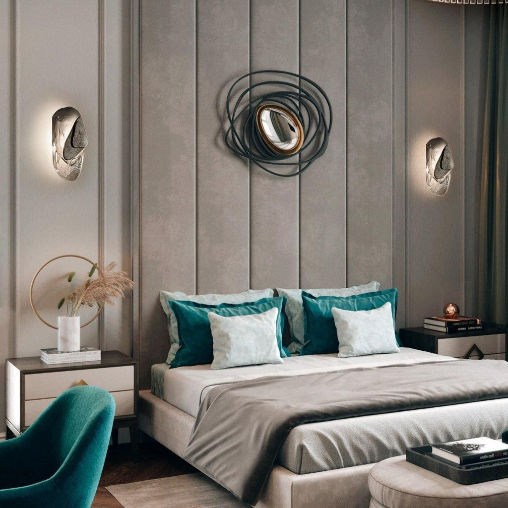 Beatrice Artistic Black Glass Wall Lamp | Fioriscas