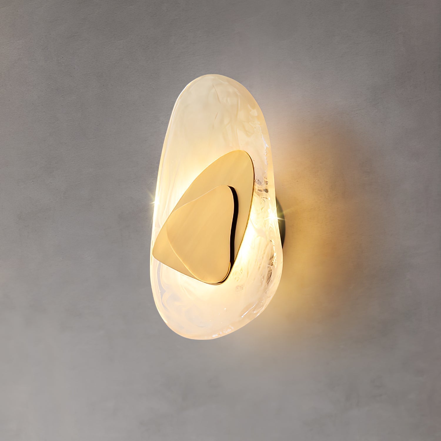 Beatrice Artistic Black Glass Wall Lamp | Fioriscas