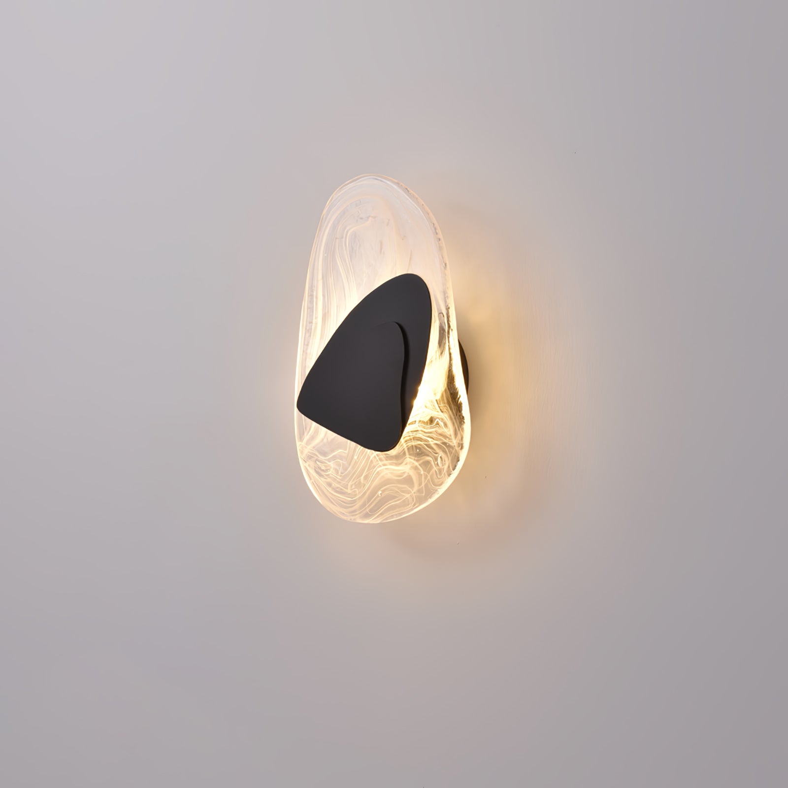 Beatrice Artistic Black Glass Wall Lamp | Fioriscas