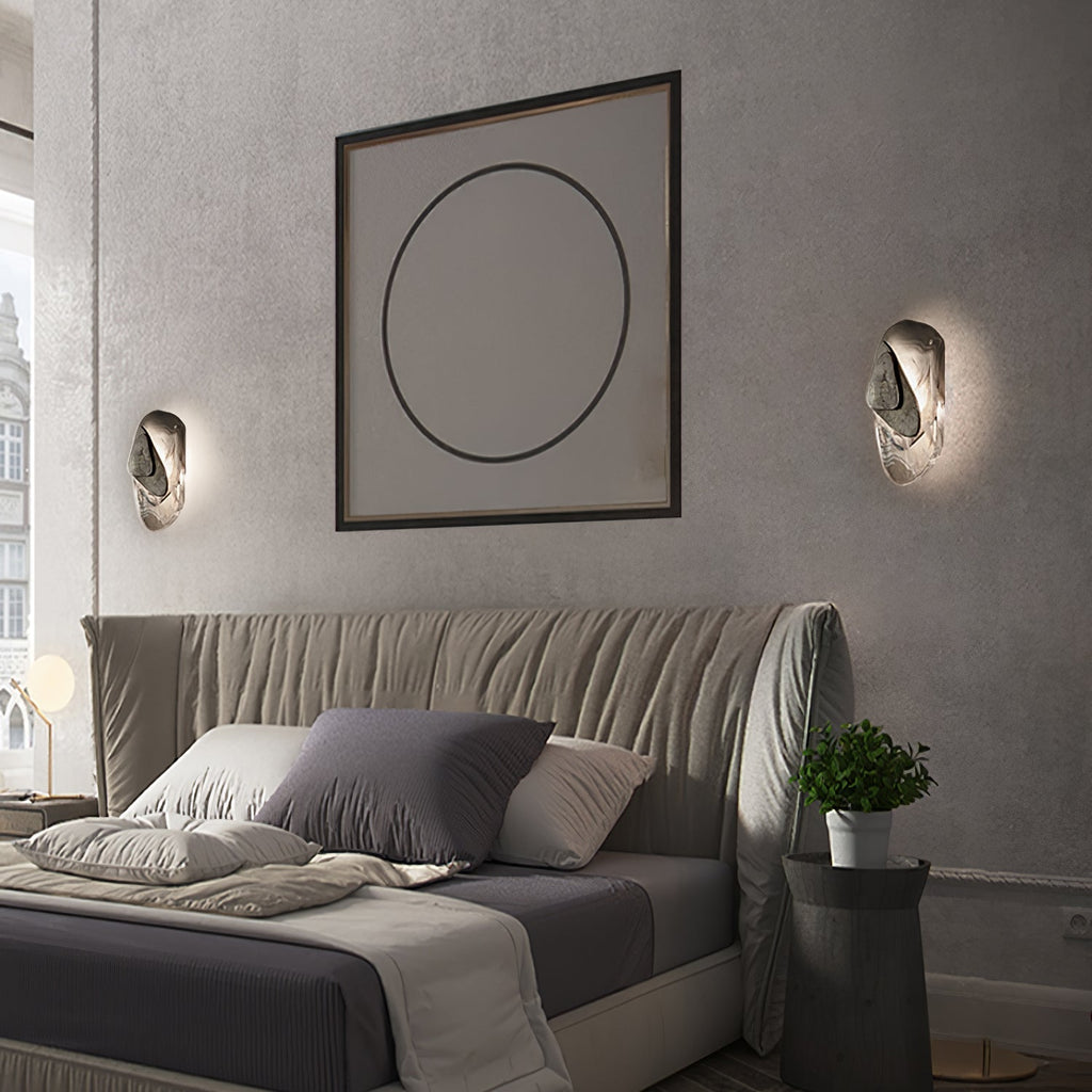 Beatrice Artistic Black Glass Wall Lamp | Fioriscas