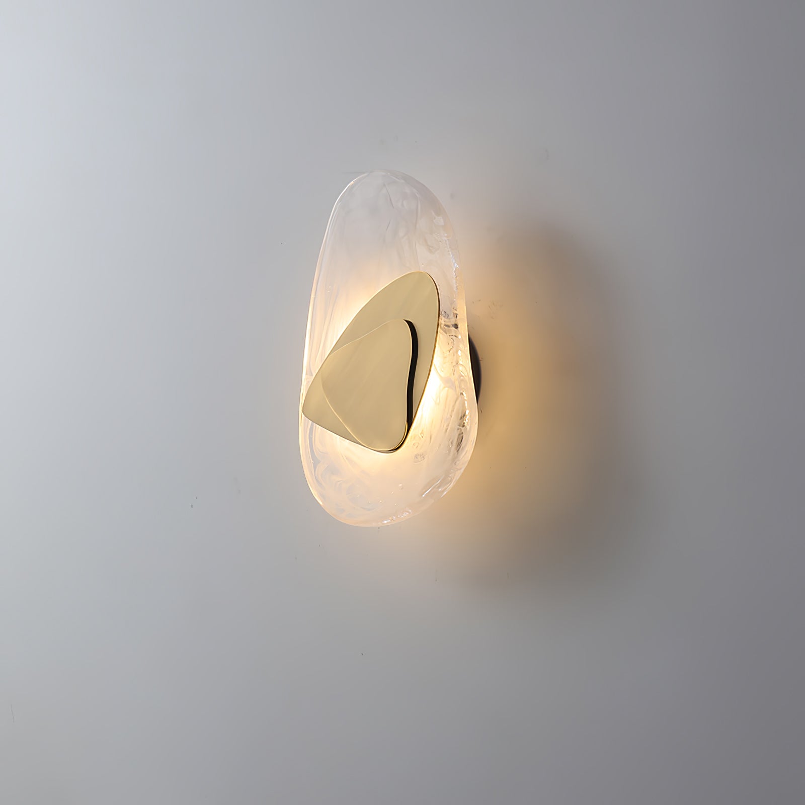 Beatrice Artistic Black Glass Wall Lamp | Fioriscas