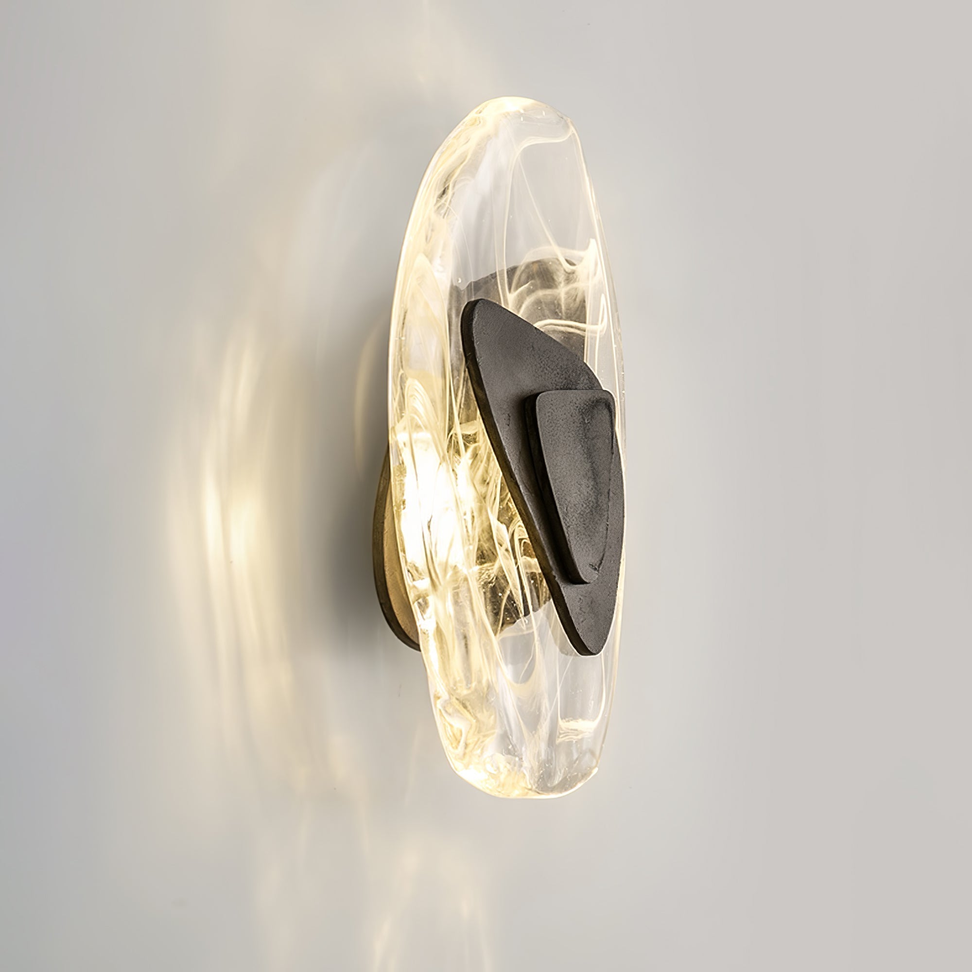 Beatrice Artistic Black Glass Wall Lamp | Fioriscas