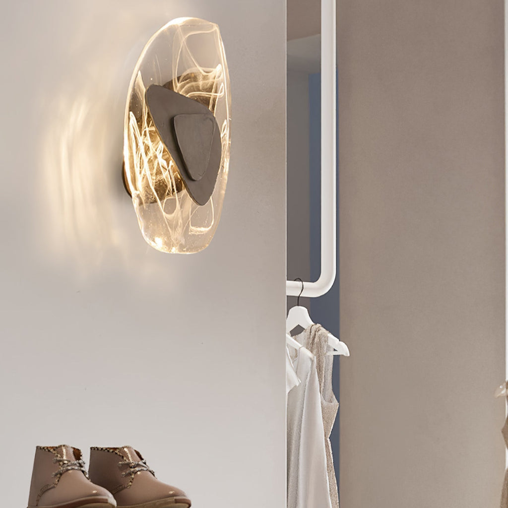 Beatrice Artistic Black Glass Wall Lamp | Fioriscas