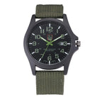 Montre-bracelet tactique AstraGuard, cadran lumineux et boîtier en acier résistant à l’eau