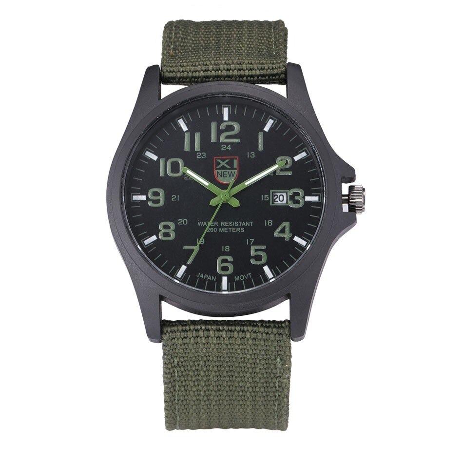 Montre-bracelet tactique AstraGuard, cadran lumineux et boîtier en acier résistant à l’eau