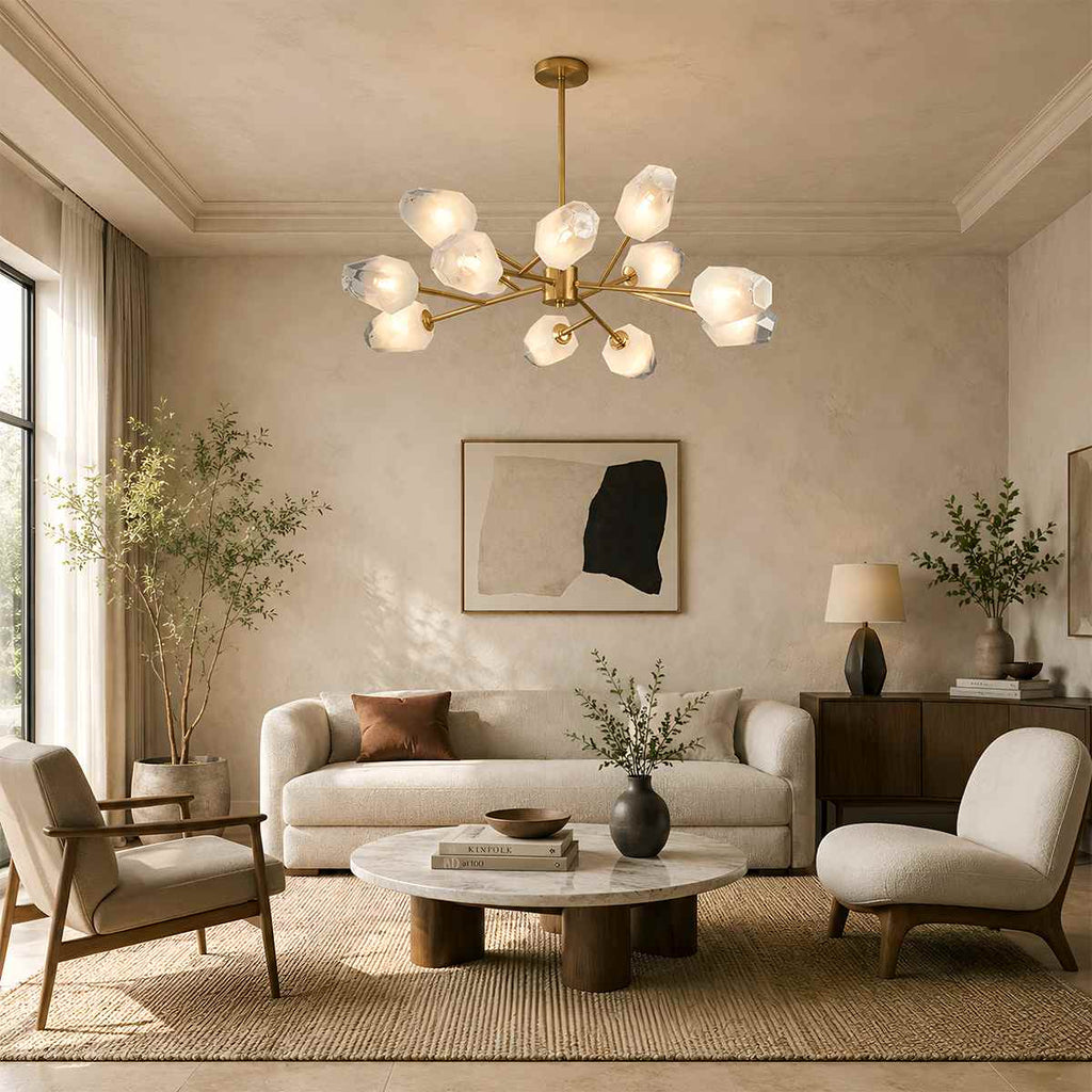 Luxora Kupfer-Kronleuchter mit satiniertem geometrischem Glas und gebürstetem Gold-Finish