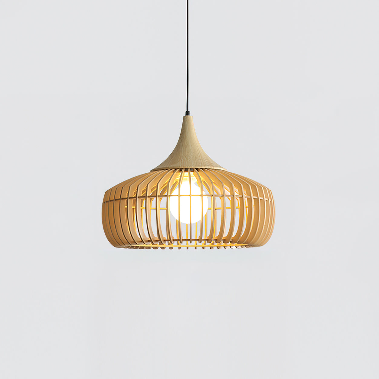 Zivora Natural Bamboo Rattan Pendant Light | Fioriscas