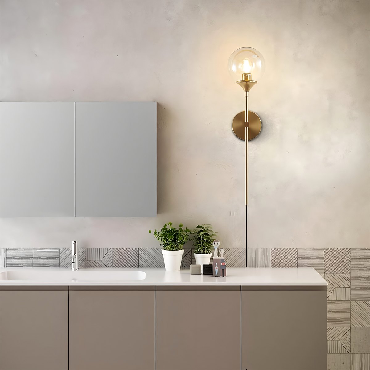 HorizonAura Classic Wall Sconce Lamp With Modern Ambient Lighting