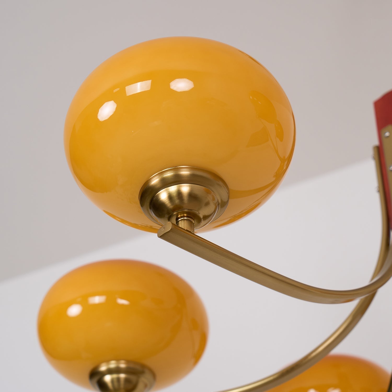 Auralyn 6-Light Amber Glass Globe Chandelier | Fioriscas
