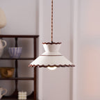 Candeeiro pendente, abat-jour de cerâmica recortado em creme e castanho, estilo vintage para cozinha