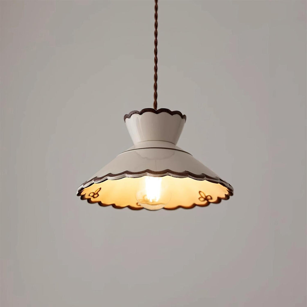 Candeeiro pendente, abat-jour de cerâmica recortado em creme e castanho, estilo vintage para cozinha