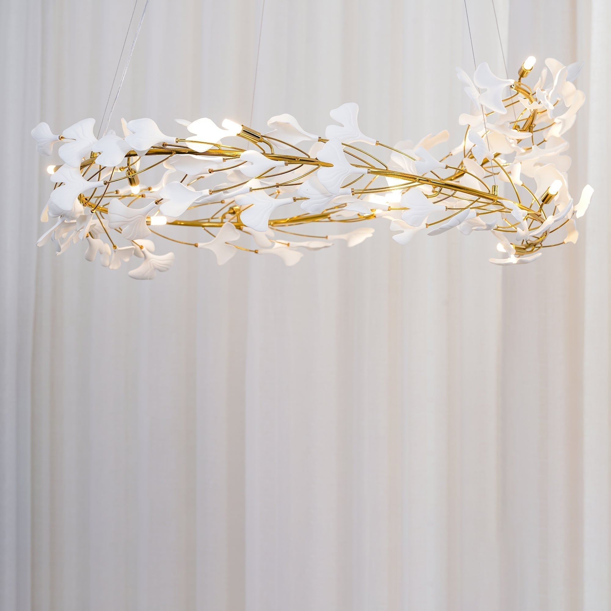 Olivia Modern Golden LED Chandelier Ceramic | Fioriscas