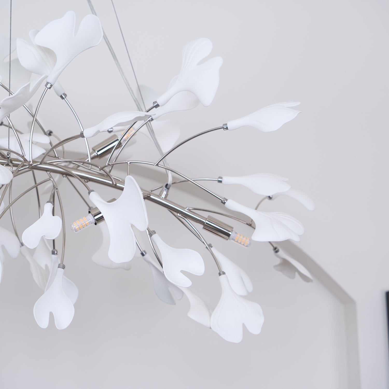 Arux Gingko Chandelier Art Deco Bent Downwards | Fioriscas