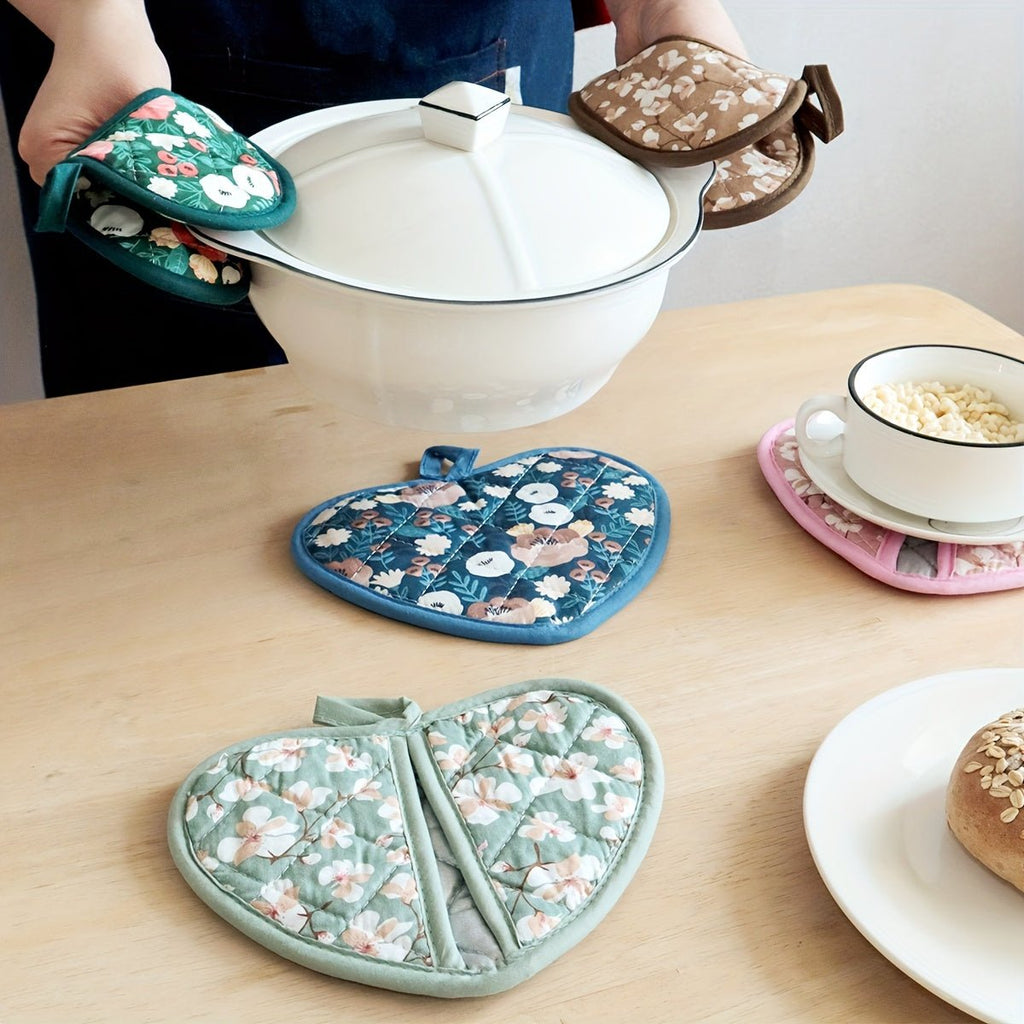Varmebestandige grydelapper i hjerteform med blomster-vintage design - Fioriscas