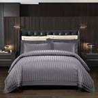 Parure de housse de couette LyraSilk en coton égyptien avec rayures décoratives