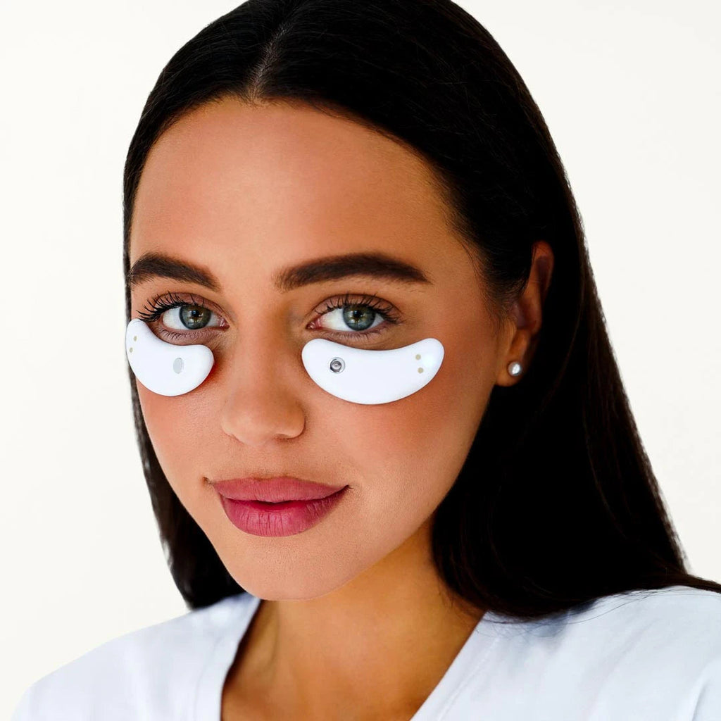Dispositivo RadianceLift para a zona sob os olhos com luz vermelha e terapia de microcorrentes