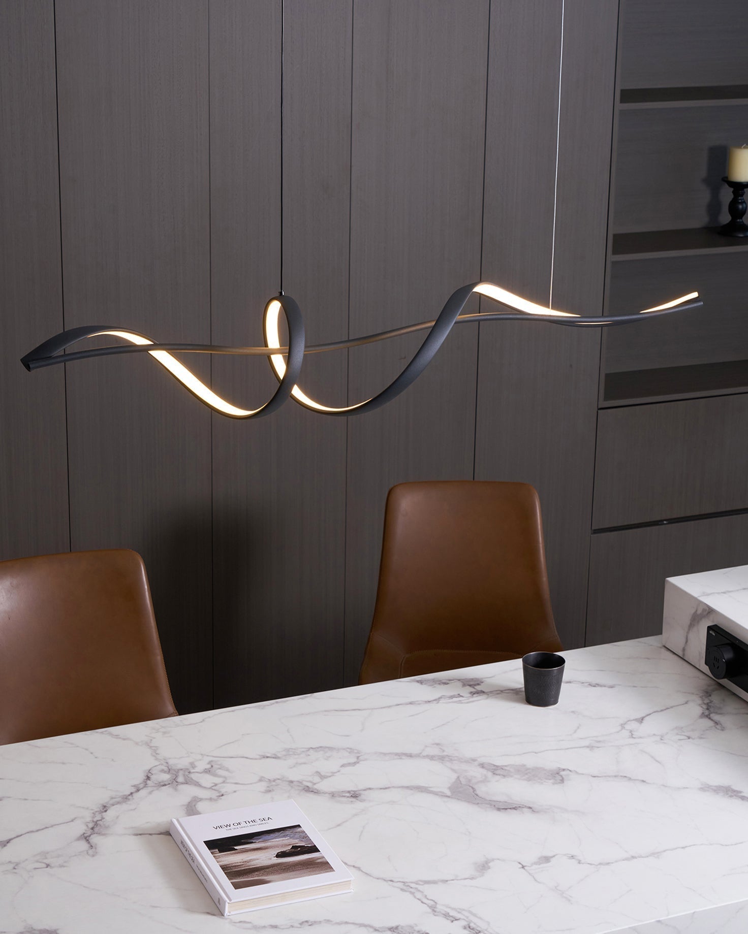 Aveline Modern Black LED Wave Pendant Light | Fioriscas
