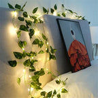 Elegant green LED leaf-shaped string lights (battery operated) - Fioriscas