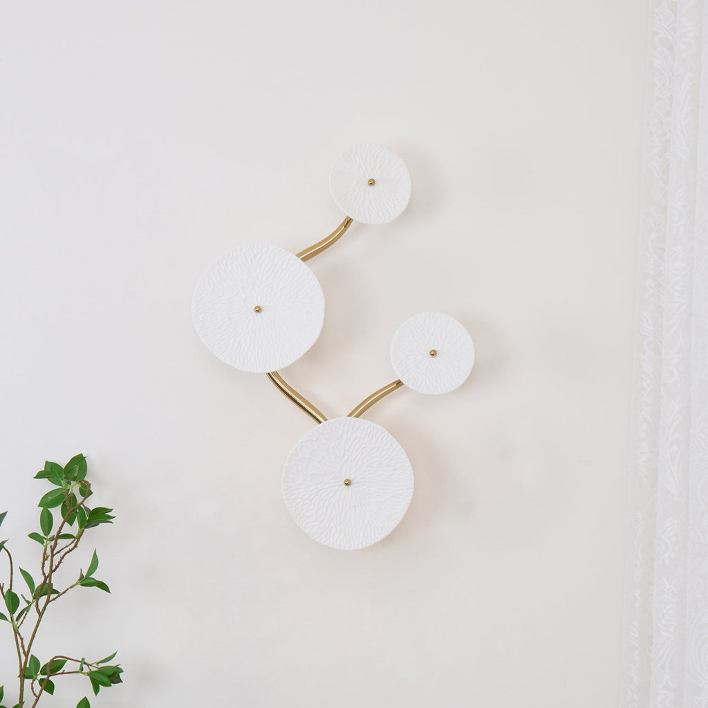Kaivo Lotus Petal Wall Lamp | Fioriscas
