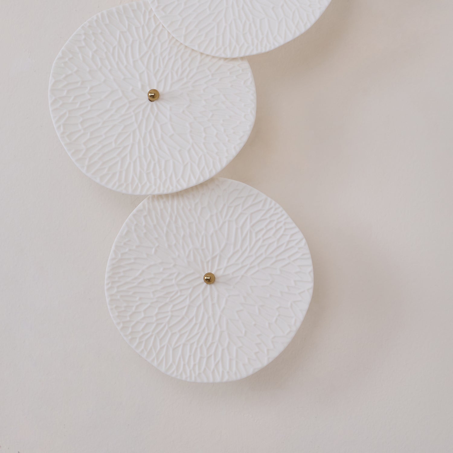 Kaivo Lotus Petal Wall Lamp | Fioriscas