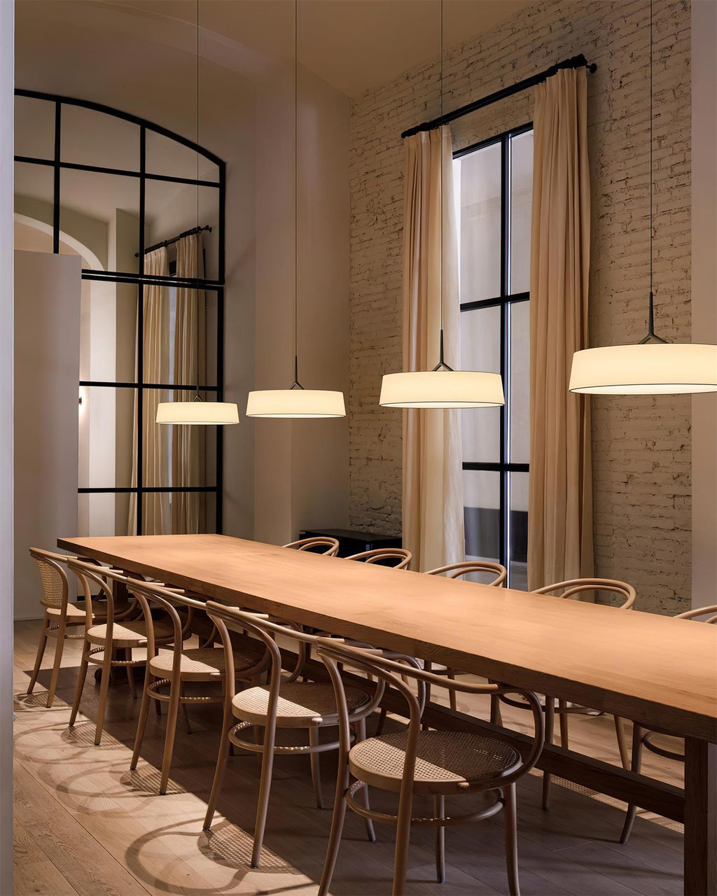 Pendant Light White Fabric Drum Black | Fioriscas