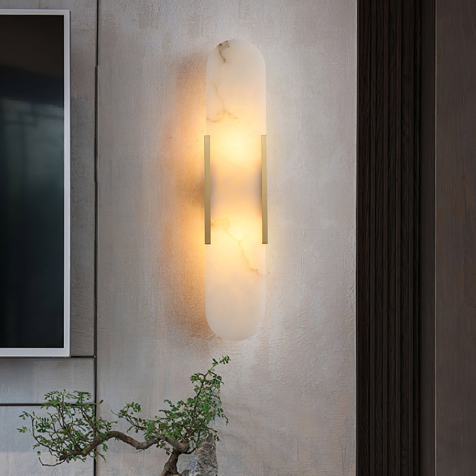 Candeeiro de parede em alabastro natural, luz quente, acabamento em latão ou cobre