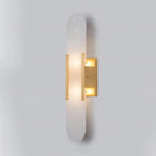 Candeeiro de parede em alabastro natural, luz quente, acabamento em latão ou cobre