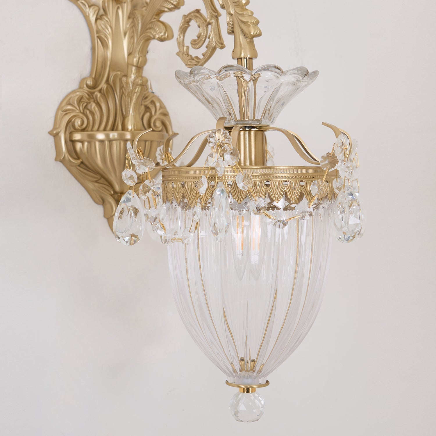 Elosia Gold Double Wall Lamp | Fioriscas