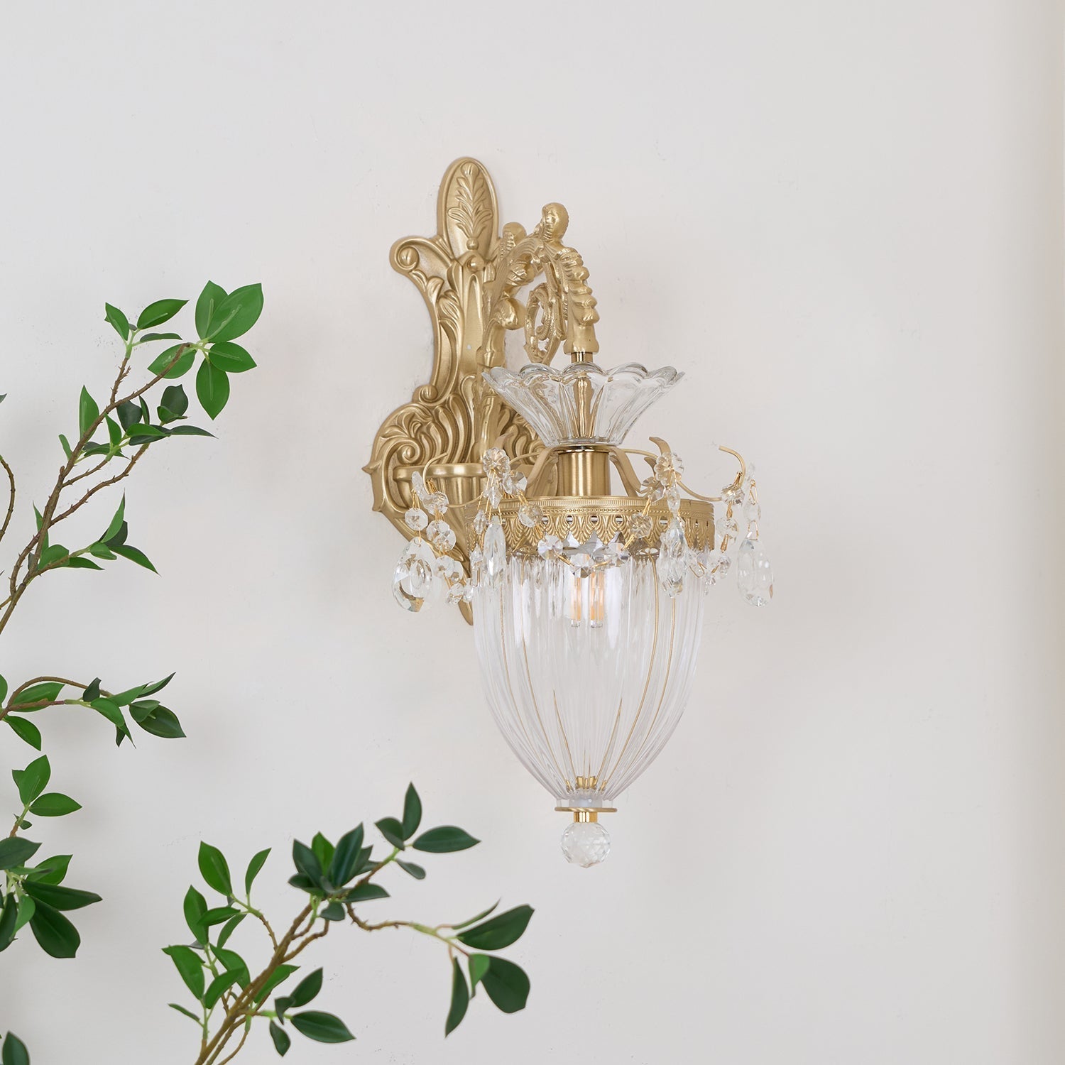 Elosia Gold Double Wall Lamp | Fioriscas