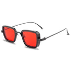 Aurex Square-Sonnenbrille mit markantem goldenem Rahmen und UV400-Augenschutz