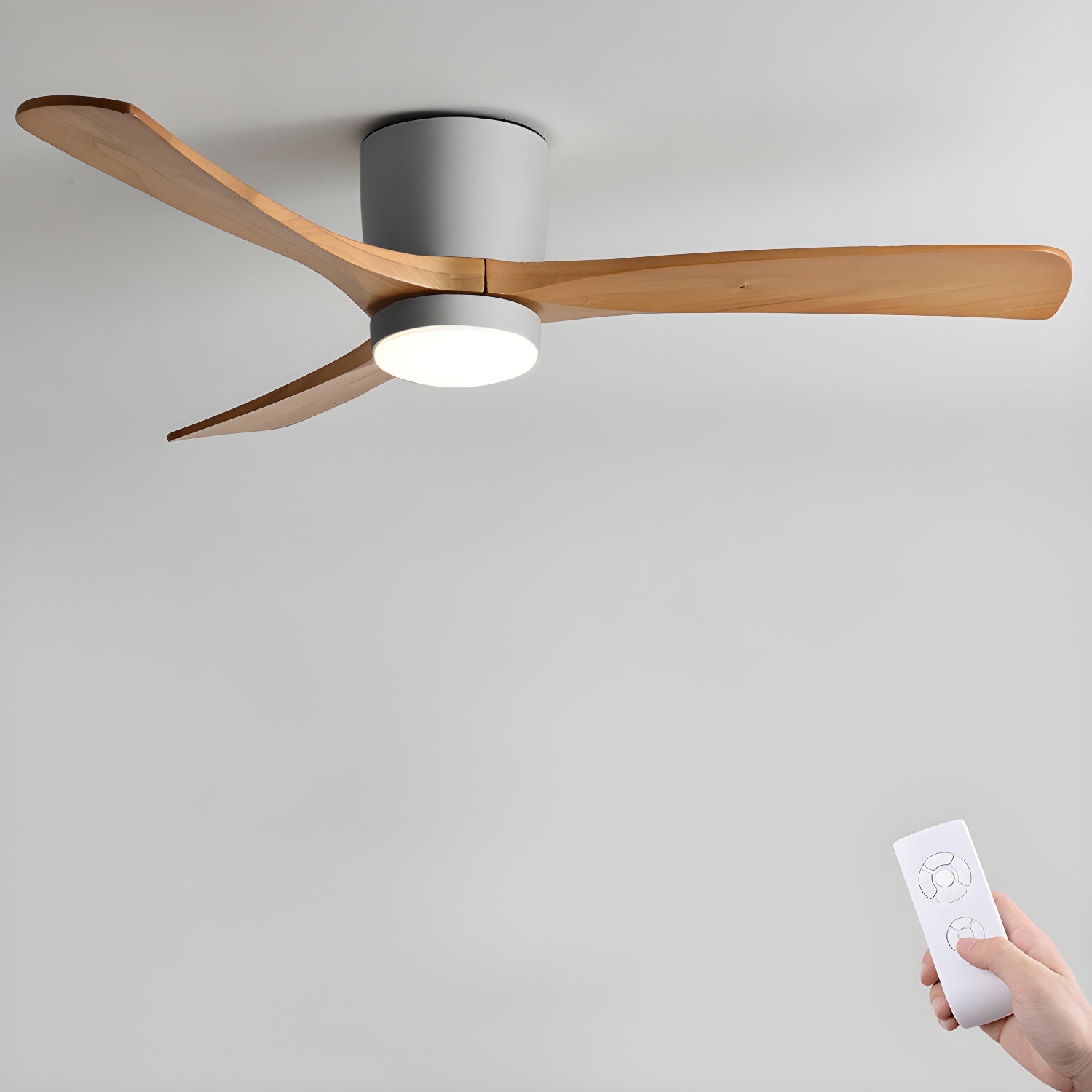 LED-Deckenventilator im nordischen Everwood-Holzlook in 25, 42 oder 52 Zoll