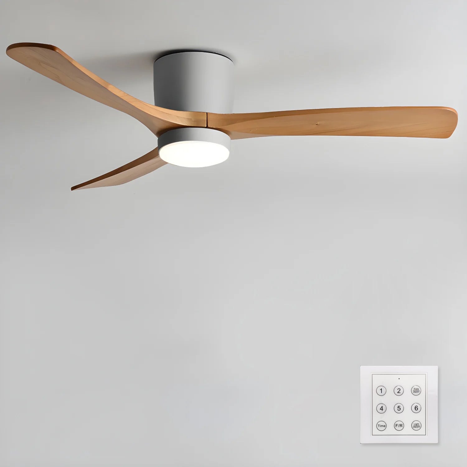LED-Deckenventilator im nordischen Everwood-Holzlook in 25, 42 oder 52 Zoll