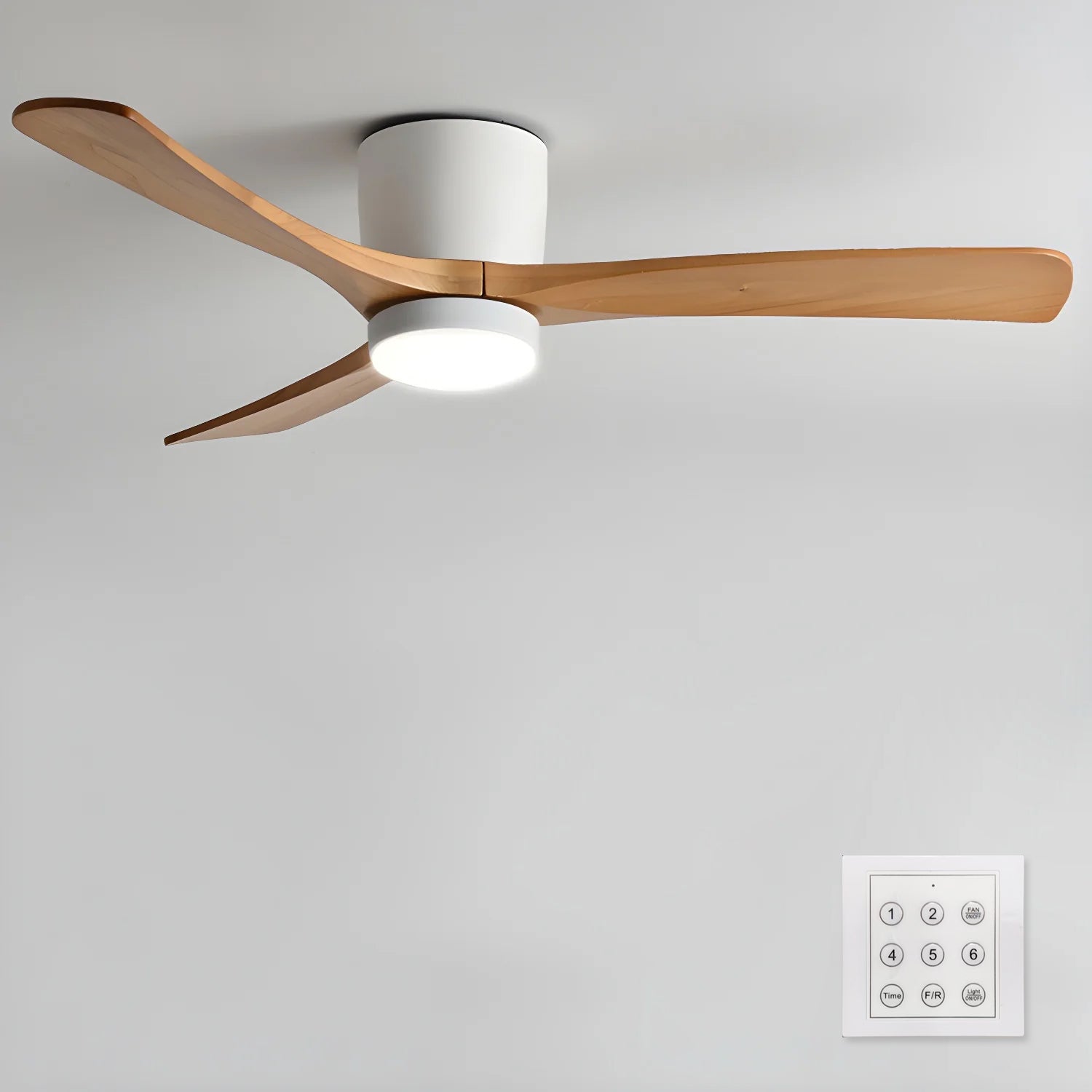 LED-Deckenventilator im nordischen Everwood-Holzlook in 25, 42 oder 52 Zoll