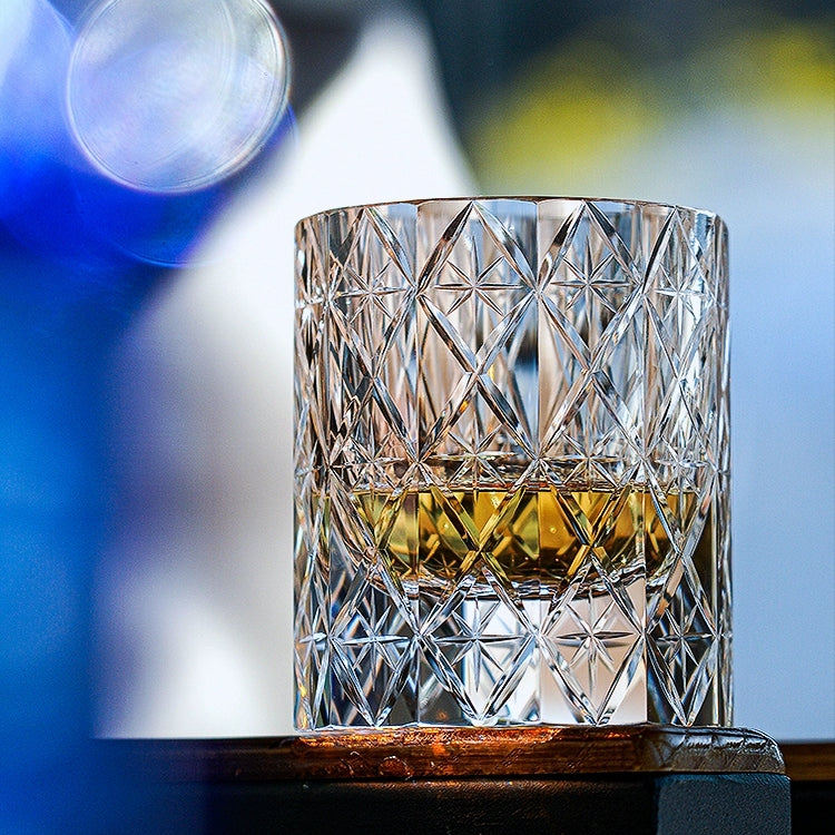 Copo de Whisky Hoshira Celestial Edo Kiriko em Caixa de Presente de Madeira