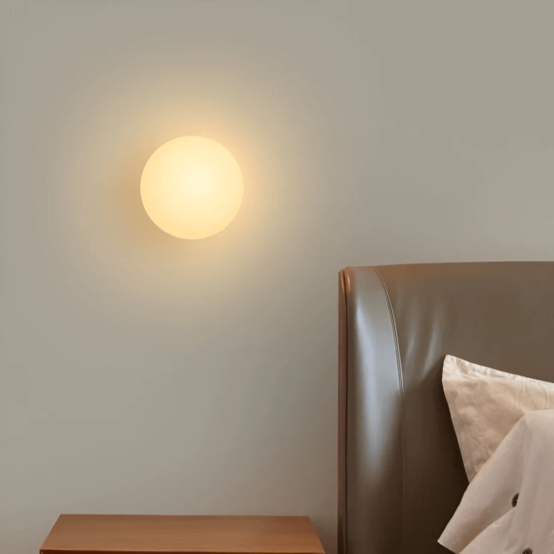Modern glasvägglampa för elegant rumsbelysning - Fioriscas