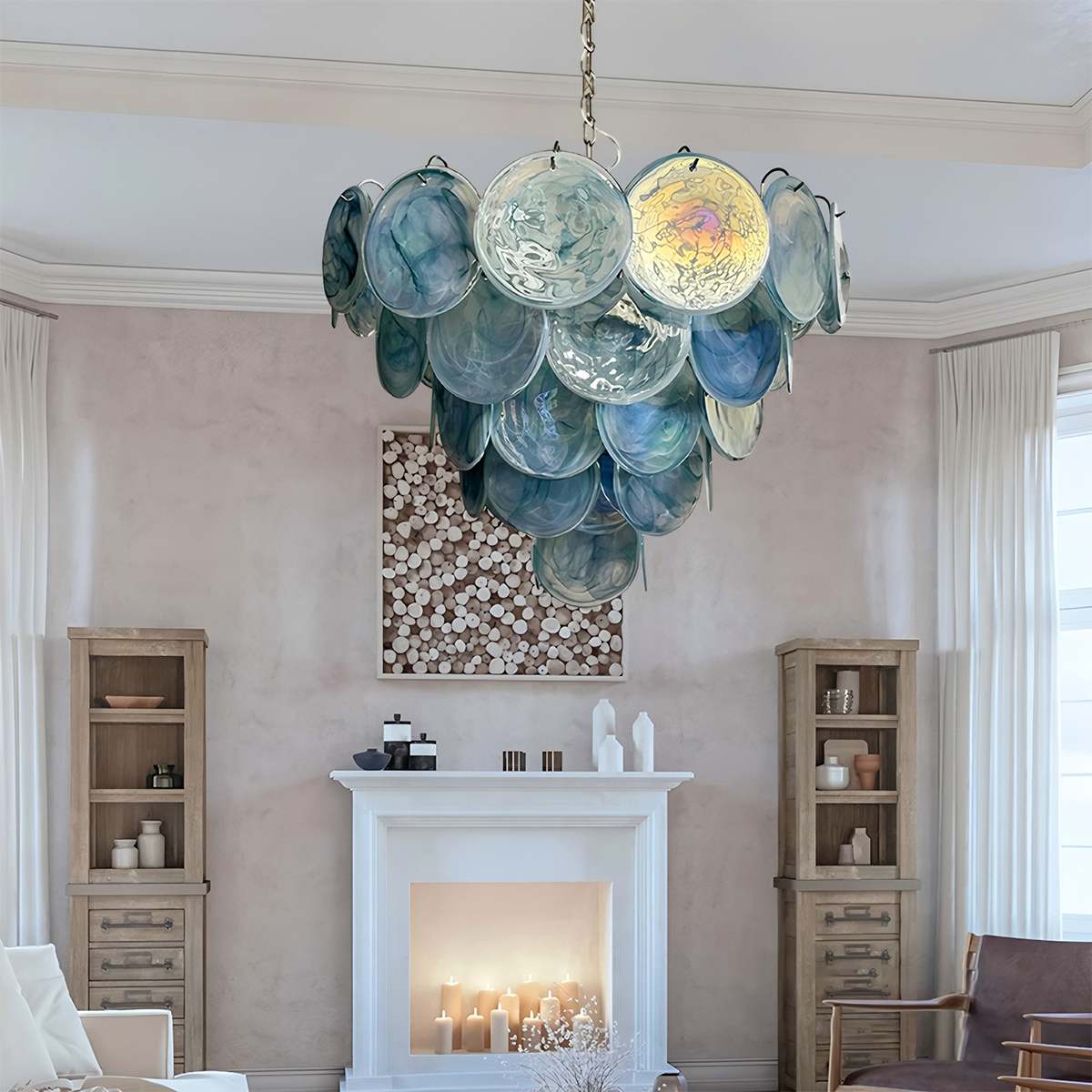 Emerald Cascade Glas Og Metal Lysekrone Med Iriserende Accenter