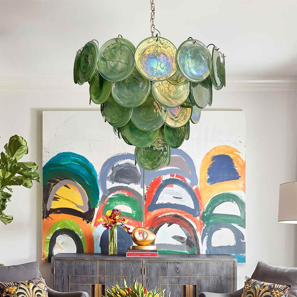 Emerald Cascade Glas Og Metal Lysekrone Med Iriserende Accenter