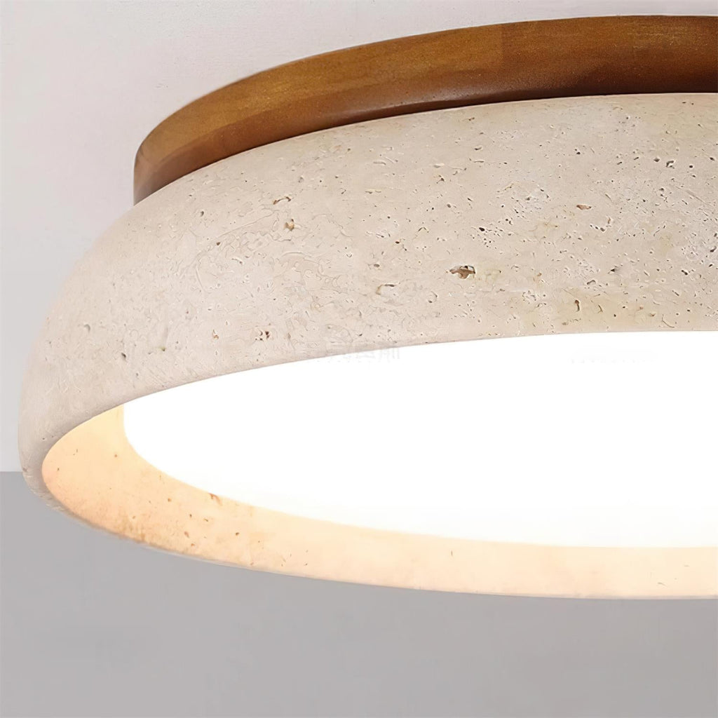 Travertinloftlampe, rundt Aureli-design med træbase