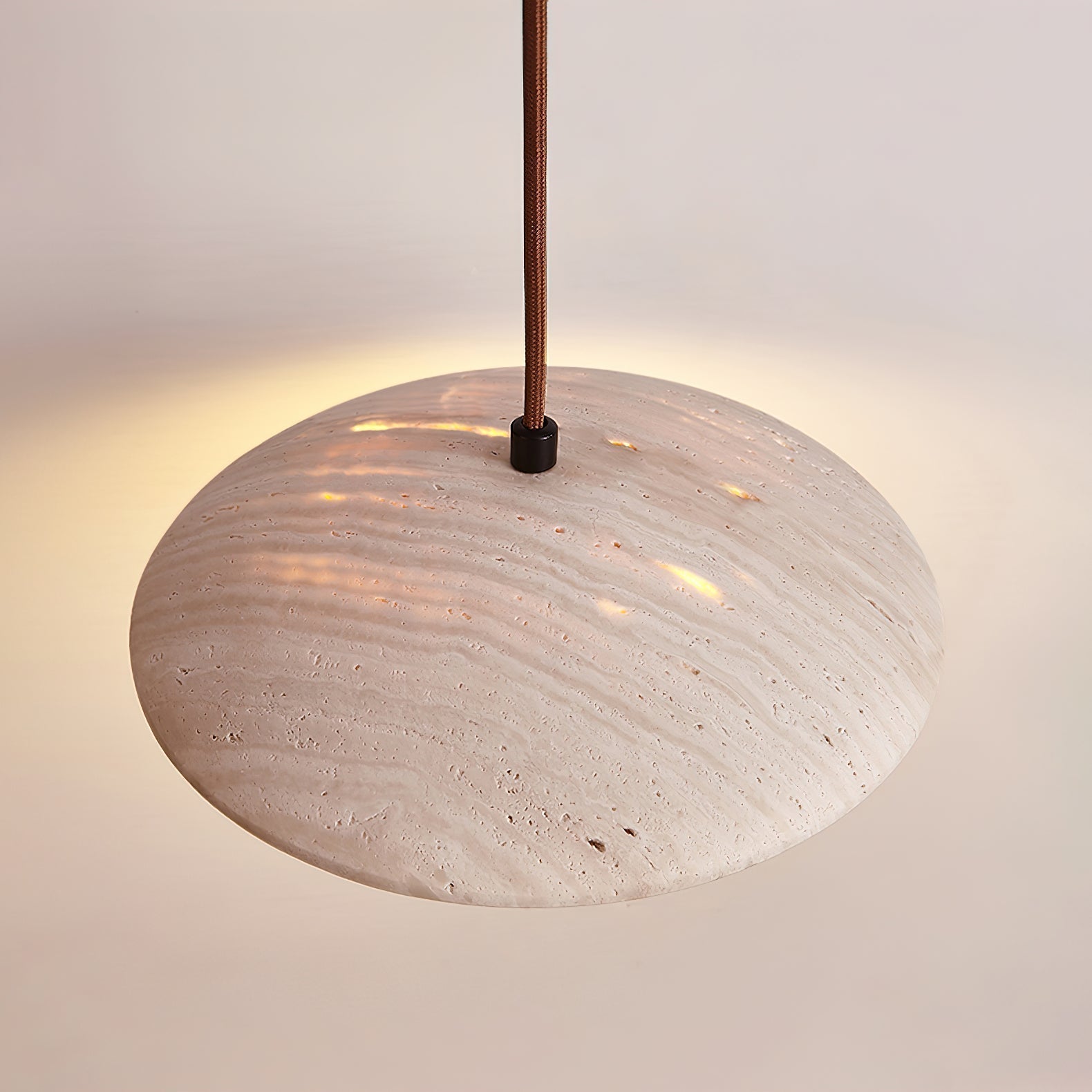Zodore Wide-Brim Travertine Pendant Light | Fioriscas
