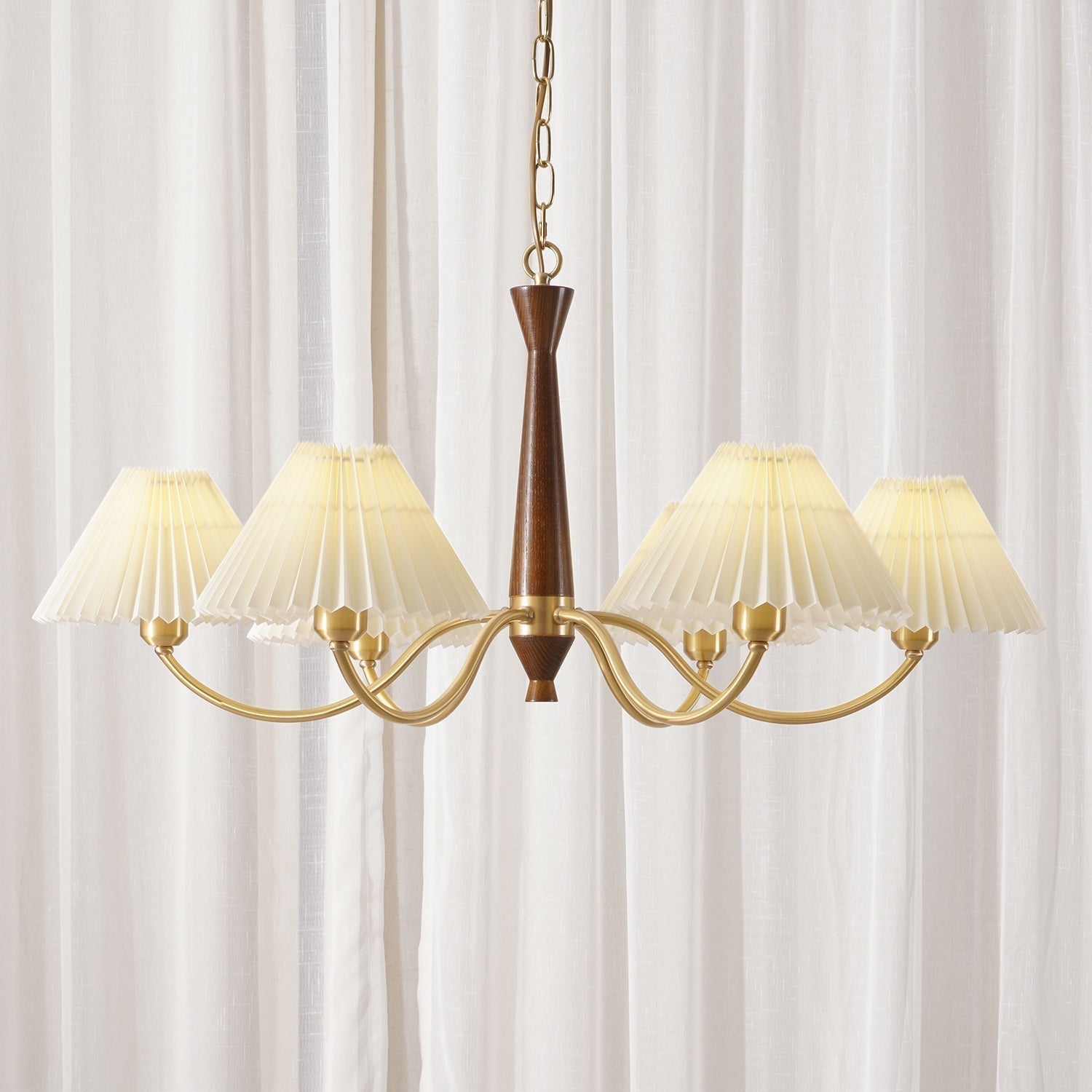 Zarn Pleated Chandelier Fabric | Fioriscas