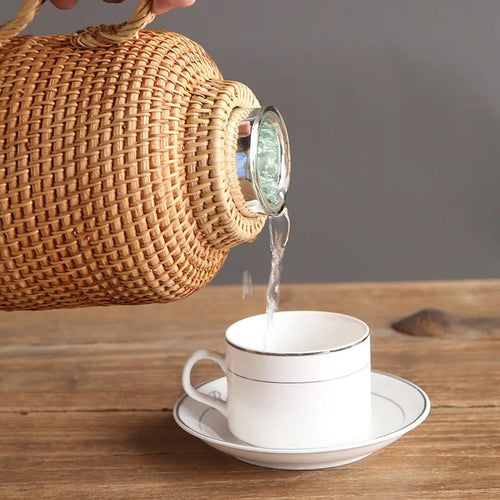 1L insulating rattan thermos jug for hot & cold drinks - Fioriscas