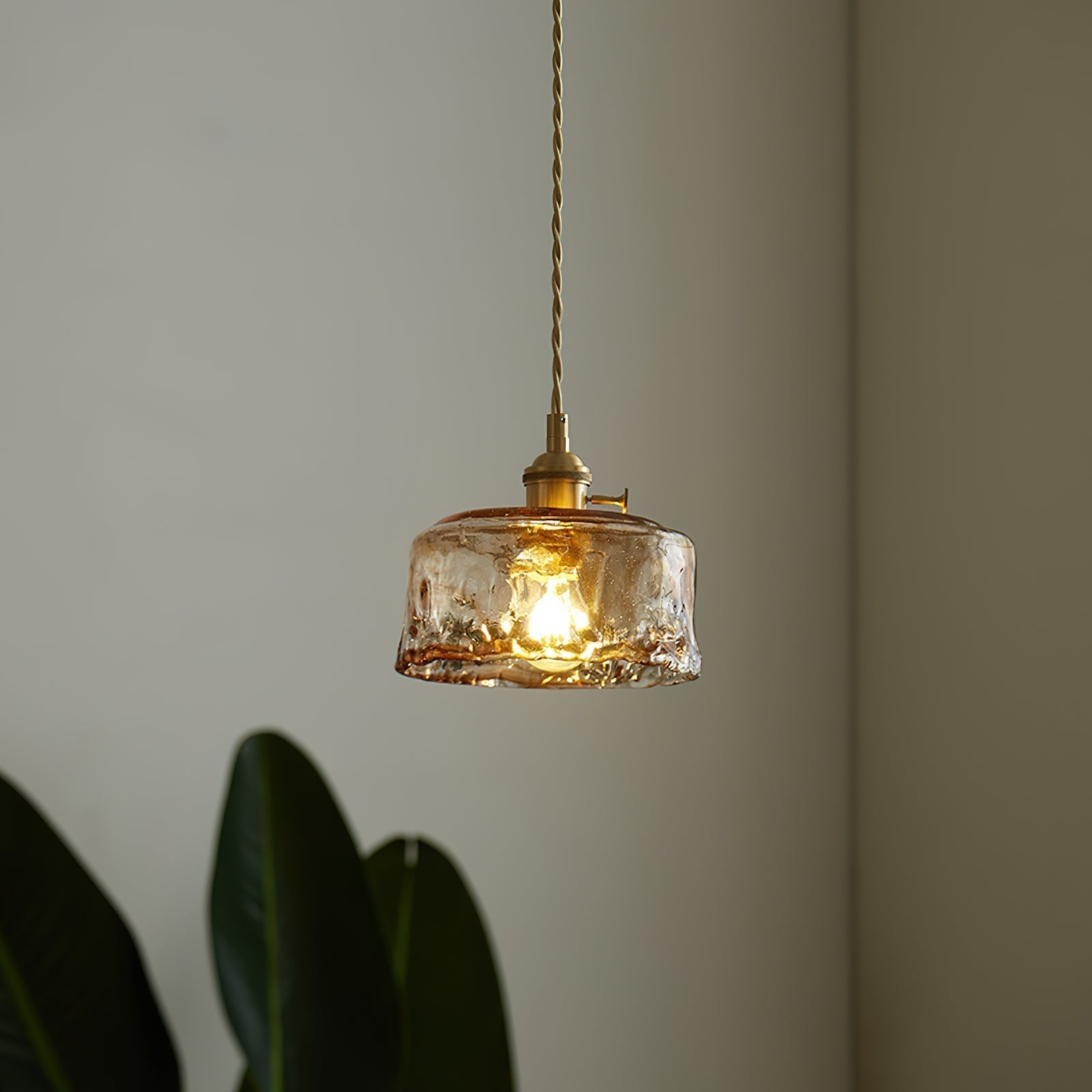 Amberlyn Vintage Amber Glass Pendant Light | Fioriscas