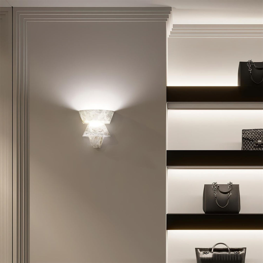 Elyon Elegant White Alabaster Wall Lamp | Fioriscas