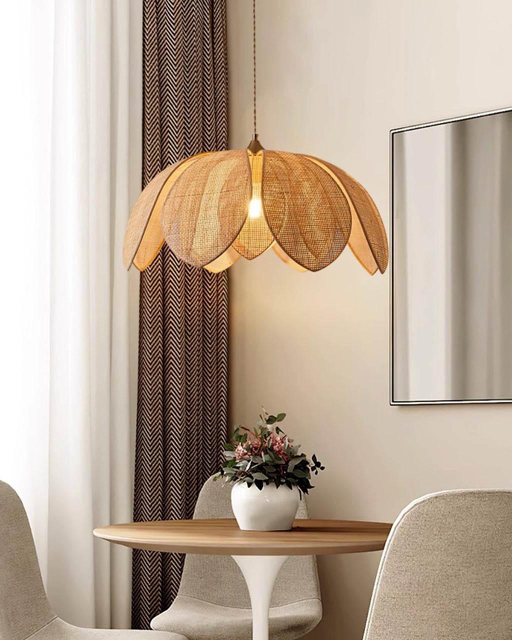 Fionel Rattan Pendant Lamp | Fioriscas