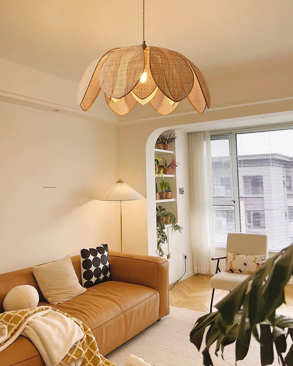 Fionel Rattan Pendant Lamp | Fioriscas